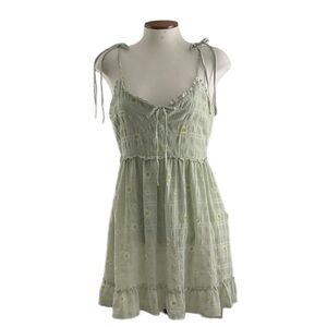 FOREVER 21 Women’s Dress Spaghetti Straps Sage Green Daisies Size Medium NWOT